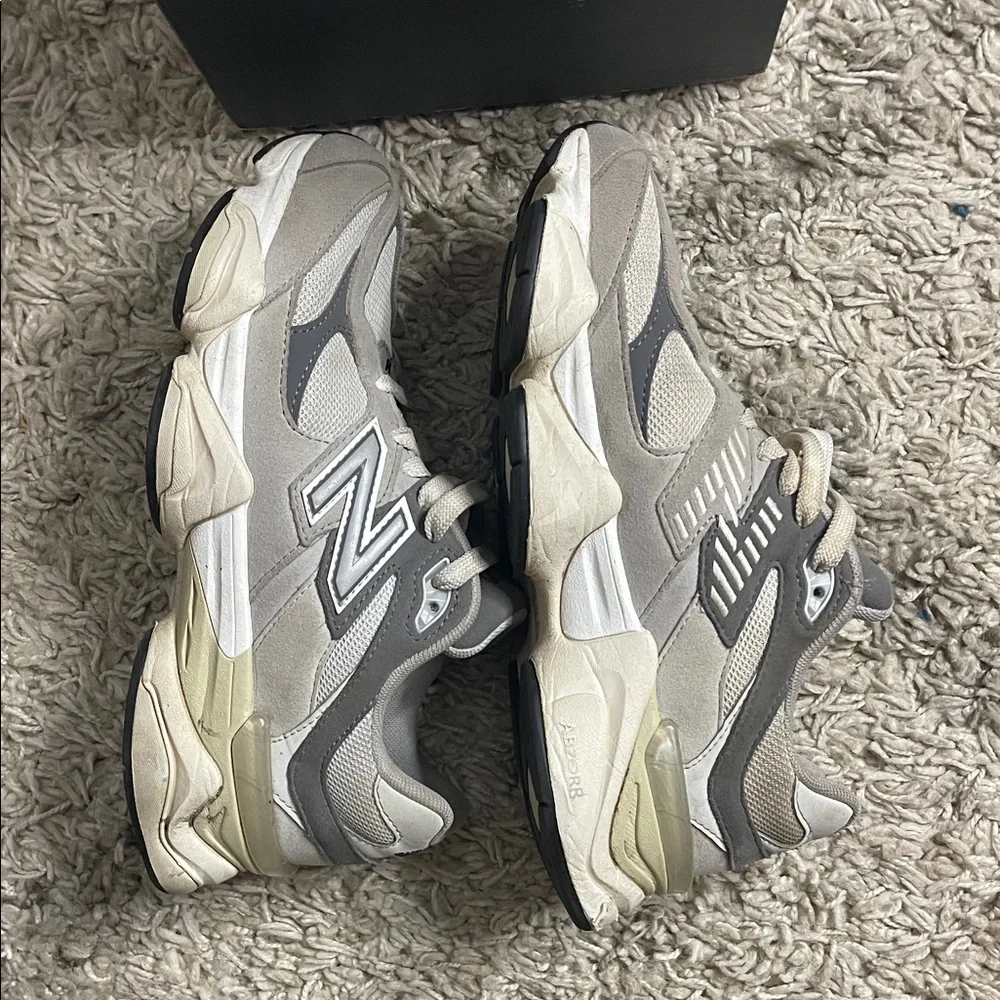 New Balance Kids Sneakers - Gray and Red